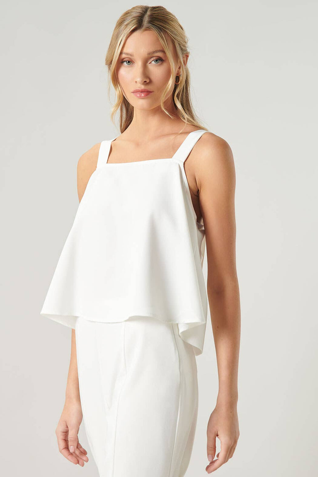 Sheldyn Square Neck Knot Strap Top: White / XS