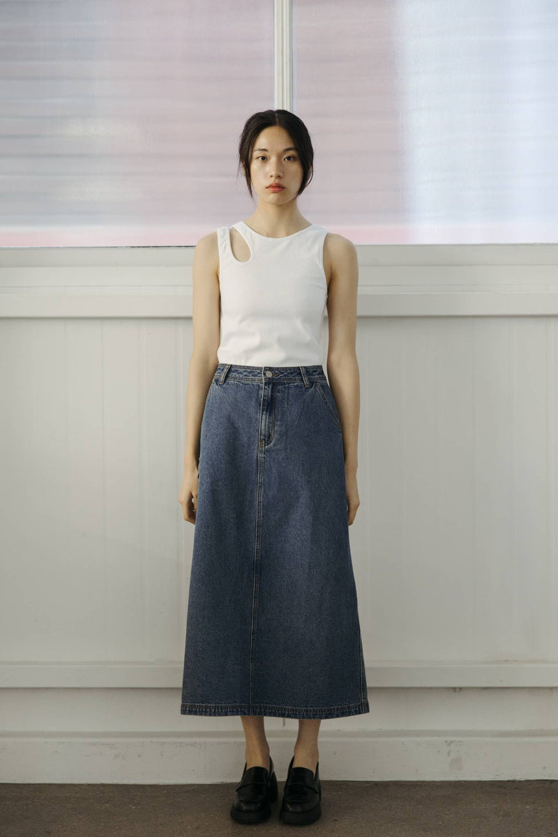 The Jules Skirt | Denim Maxi Skirt: DENIM / LARGE